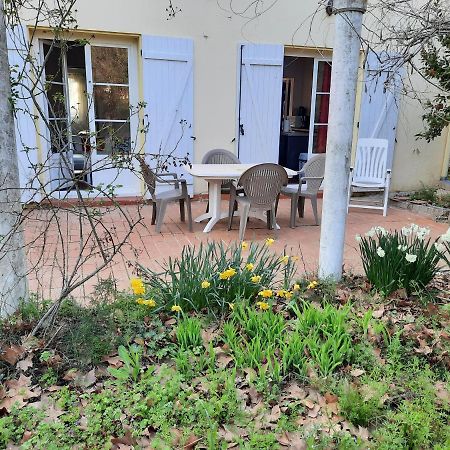 Maison Sur 2000M² D'Espace Vert. Bessan المظهر الخارجي الصورة