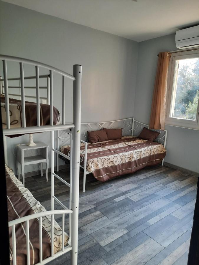 Maison Sur 2000M² D'Espace Vert. Bessan المظهر الخارجي الصورة