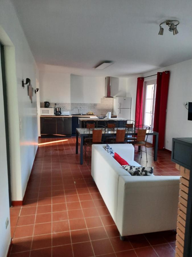 Maison Sur 2000M² D'Espace Vert. Bessan المظهر الخارجي الصورة